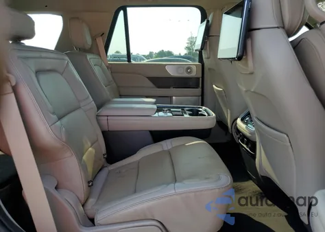 2019 Lincoln Navigator Reserve z USA, uszkodzony, nr VIN 5LMJJ2LTXKEL09234